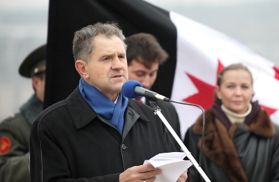На праздничном митинге в Удмуртии выступил глава республики  Александр Волков