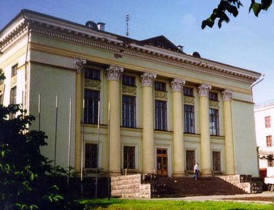 Ленинская библиотека Удмуртии переедет в архив