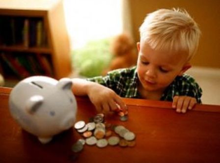 Пособие на ребенка составит 164 рубля в месяц в Глазове