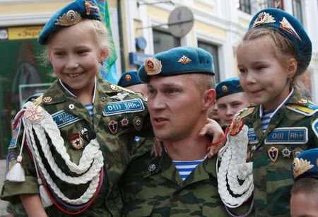 Празднование Дня воздушно-десантных войск началось в Ижевске