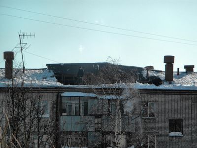 Снегопад обрушил  крышу  дома на улице Ракетной в Ижевске