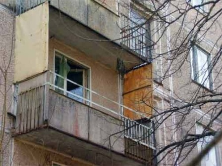 Житель Татарии, убив собутыльника, расчленил его тело и спрял на балконе в Ижевске