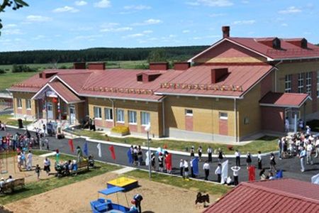 Школу-сад открыли в Дебесском районе
