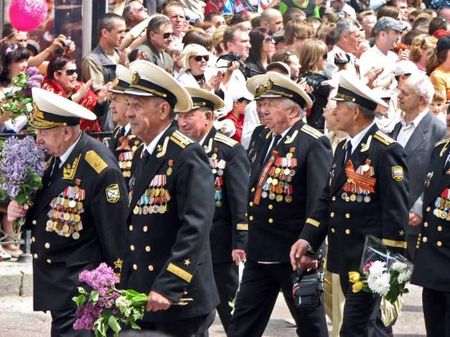 Центральные улицы Ижевска перекроют в день празднования 69-й годовщины Победы