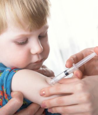 Около 200 тысяч детей в Удмурти привили против гриппа