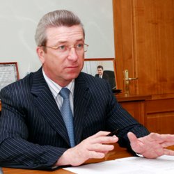 Глава Ижевска: «Нужно максимально сократить личное взаимодействие с чиновниками»