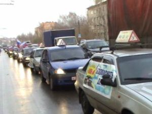 Двойное ДТП на Долгом мосту в Ижевске  стало причиной гигантской пробки