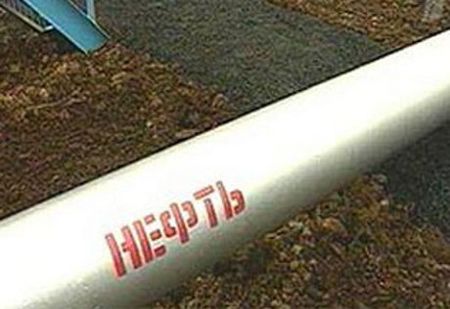 Нефтепровод «Удмуртнефти» прорвало в Каракулинском районе