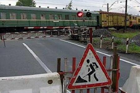 Железнодорожный переезд на улице Азина в Ижевске закроют на несколько часов