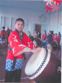 В Ижевске состоялся концерт шумового оркестра для глухонемых детей