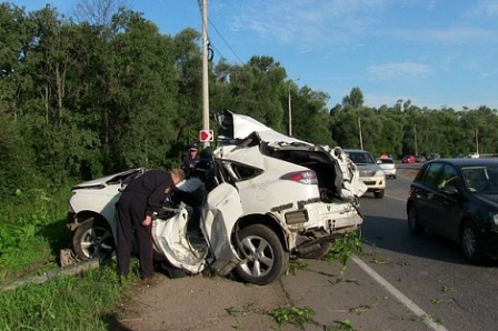 Женщина за рулем «Лексуса» погибла на трассе Завьялово-Ижевск