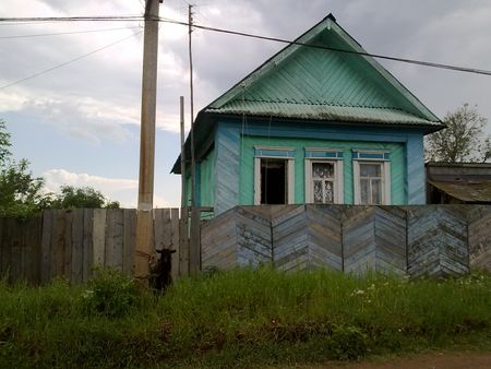 Четыре пластиковых окна украли в пострадавшем от взрывов поселке Пугачево 