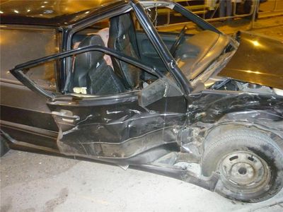 «ВАЗ» и «Mazda 6» столкнулись в Ижевске: трое пострадали