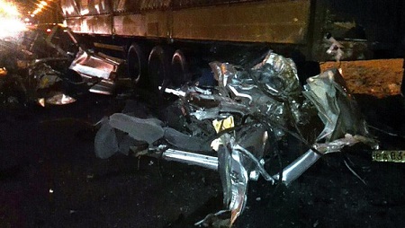В ДТП с разорванной в клочья "пятнашкой" погибли водитель и пассажирка отечественного автомобиля