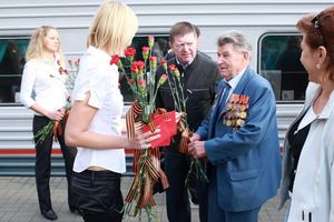 ЗАО «ТКС» поздравило ветеранов 9 мая