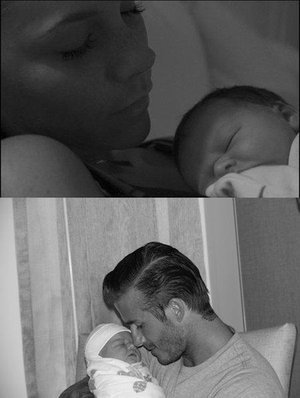 Виктория и Дэвид Бекхэм опубликовали первые фото новорожденной дочери