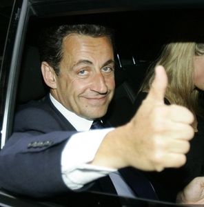 В 55 лет Николя Саркози впервые стал дедушкой