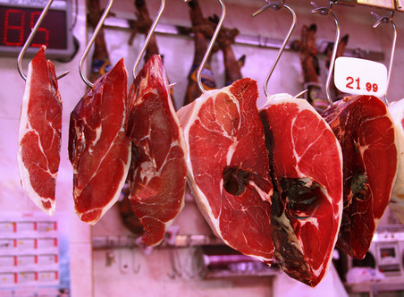 Мясо на 40 тысяч рублей украли сотрудники убойного цеха в Удмуртии 