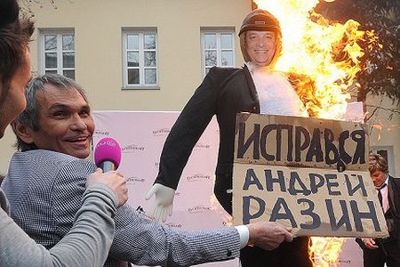 Бари Алибасов сжег Андрея Разина за долги