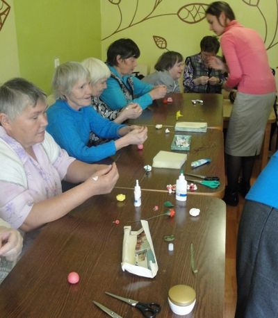 Пожилые ижевчане обучились искусству оригами