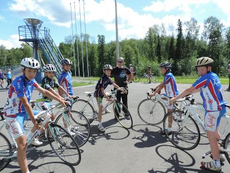  Школьница из Воткинска стала победителем кольцевой велогонки «Турне трех трасс»
