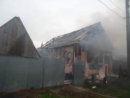 Детская шалость привела к возгоранию дома в деревне Кварса в Удмуртии