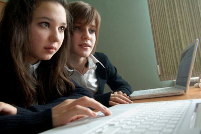 Удмуртия сократит расходы на Интернет для школьников