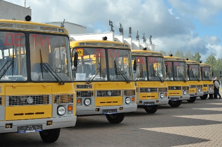 50 новых автобусов получили сельские школы Удмуртии