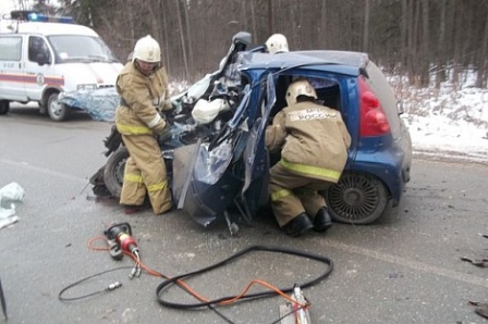 Сотрудница полиции погибла в аварии на трассе Ижевск-Люк