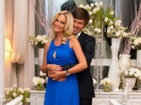 Виктория Лопырева и Федор Смолов отменили свадьбу