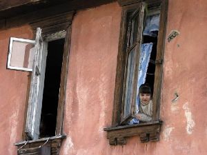 Из-за кризиса в Ижевске не будут ремонтировать фасады и подвалы