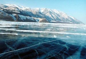 15 ижевчан на морозе вышли защищать озеро Байкал