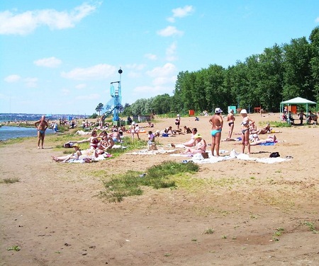 На главном пляже Ижевска утонул 16-летний подросток