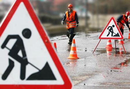 Движение по трем улицам на сутки закрыли в Ижевске