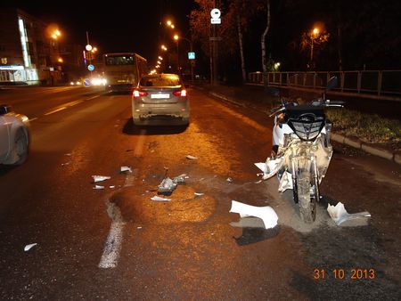 Мотоциклист налетел на иномарку в Ижевске