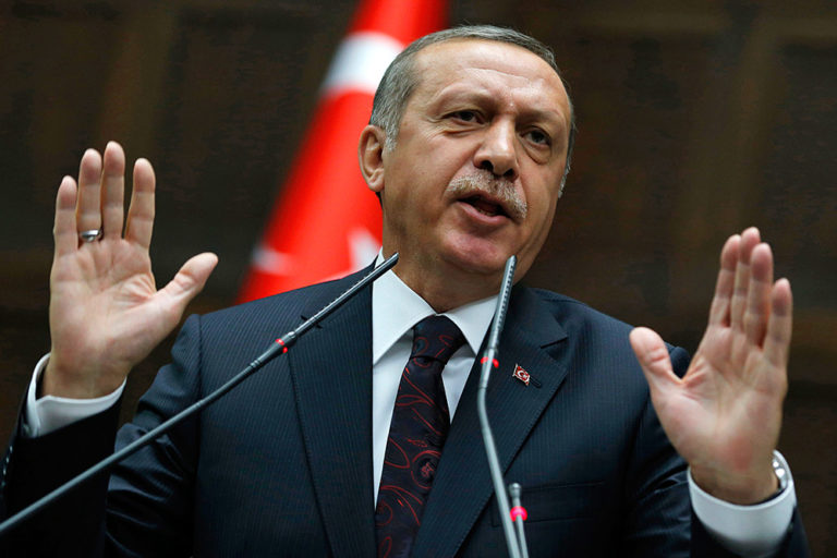 В Турции продолжается "зачистка" полицейского начальства после неудачного переворота