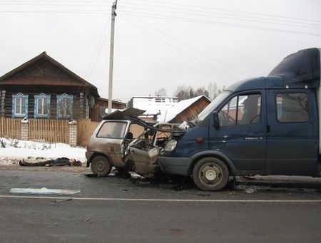 В аварии с участием трех автомобилей погиб житель Удмуртии
