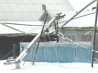 Снег и ветер повредили линии электропередач в 5 районах Удмуртии