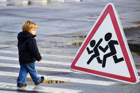 Два  юных пешехода покалечились на дорогах Удмуртии