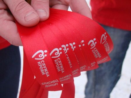 Красные ленточки доноров раздадут водителям в Ижевске