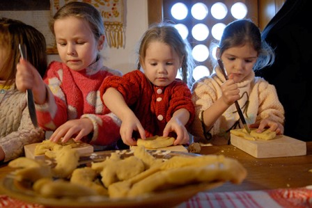 Повара-кондитеры проведут мастер-класс для воспитанников Воткинского детского дома