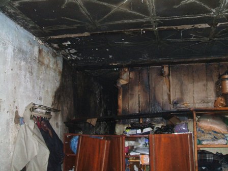 Замыкание в электропроводке стало причиной пожара в Каракулинском районе