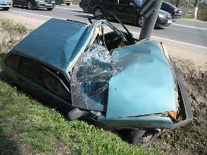 В Удмуртии водитель получил смертельную травму, перевернувшись в автомобиле