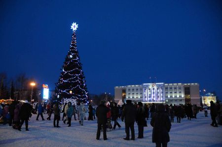 Новогодний досуг в Ижевске: от коньков до выставок