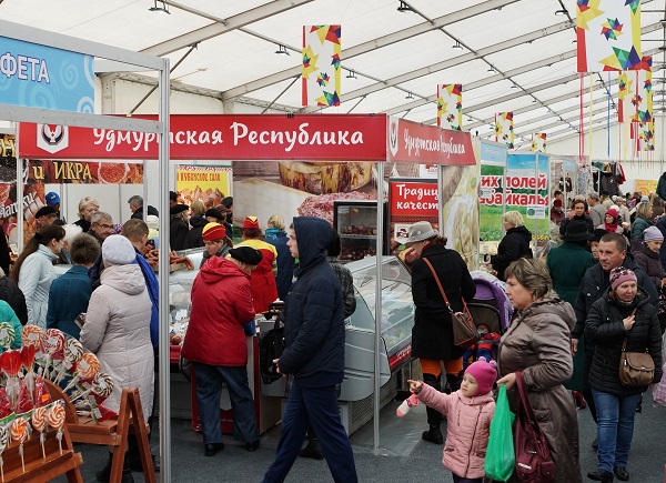 «Народная ярмарка» в Ижевске: 6 дней для вкусных и ярких покупок