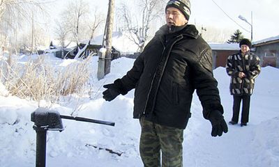 Замерзшие колонки оставили без воды жителей Воткинска