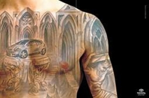 На выставке татуировки в Ижевске не открылся зал  с тюремными наколками