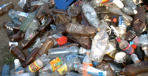 Можгинских врачей наказали за использование пустых бутылок в качестве мусорок