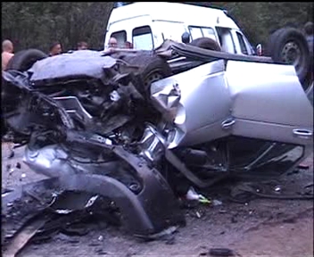 Два авто разбились всмятку в Удмуртии: четыре человека пострадали