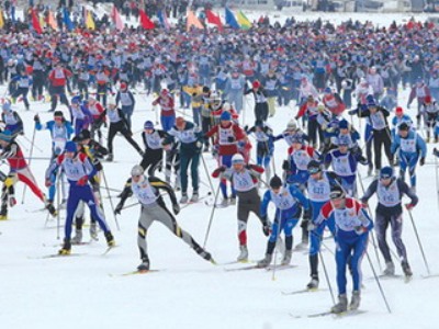 Жители Удмуртии побегут на встречу Новому году на лыжах